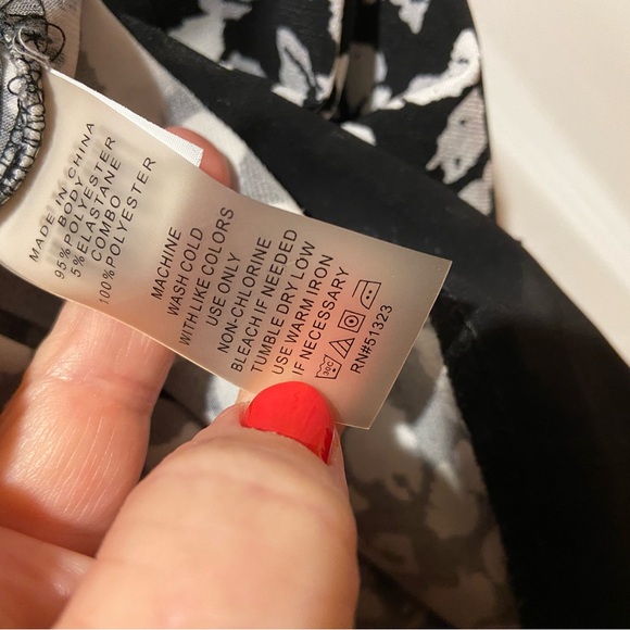 Fabulous Vince Camuto Tunic Top - Picture 6 of 10